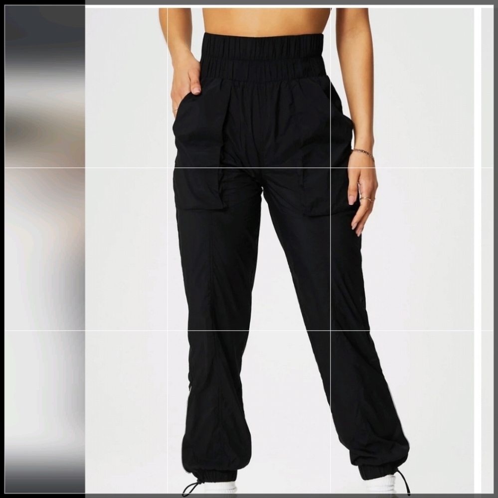 NWT Fabletics Black Ultra high waisted piped nylon pant size 3X